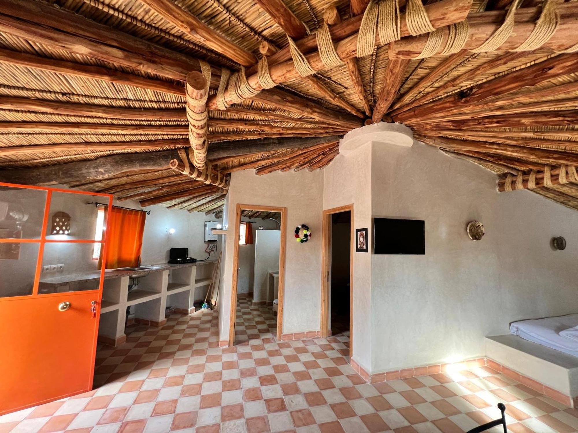 Les Jardins D Amizmiz 6 Piscines Bed & Breakfast Wawizelte Ngoại thất bức ảnh