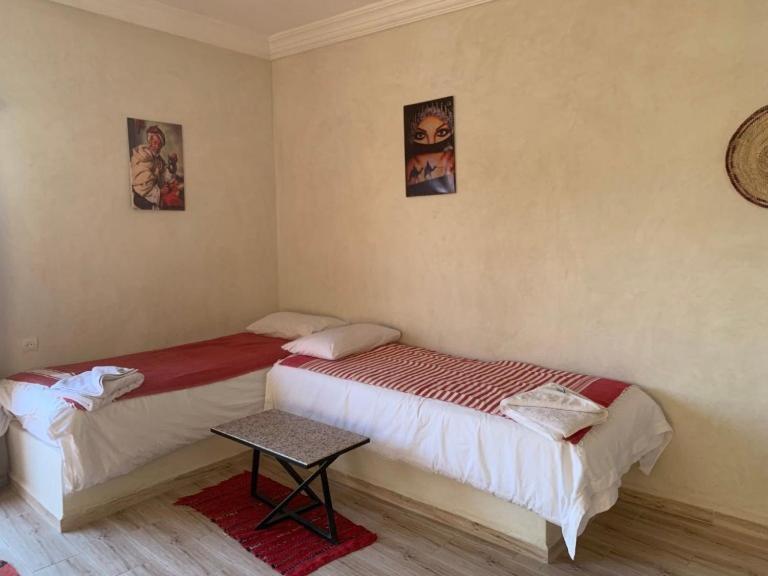 Les Jardins D Amizmiz 6 Piscines Bed & Breakfast Wawizelte Ngoại thất bức ảnh