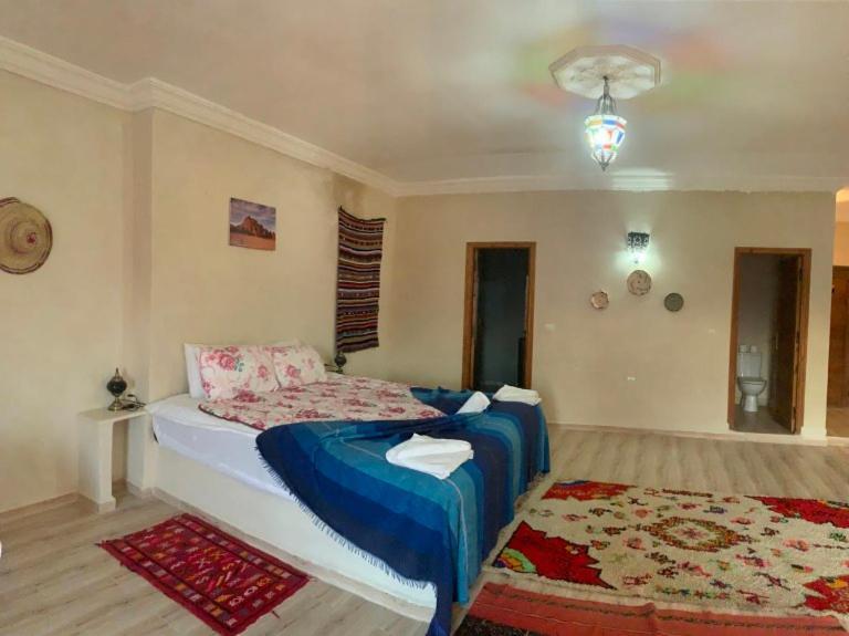 Les Jardins D Amizmiz 6 Piscines Bed & Breakfast Wawizelte Ngoại thất bức ảnh